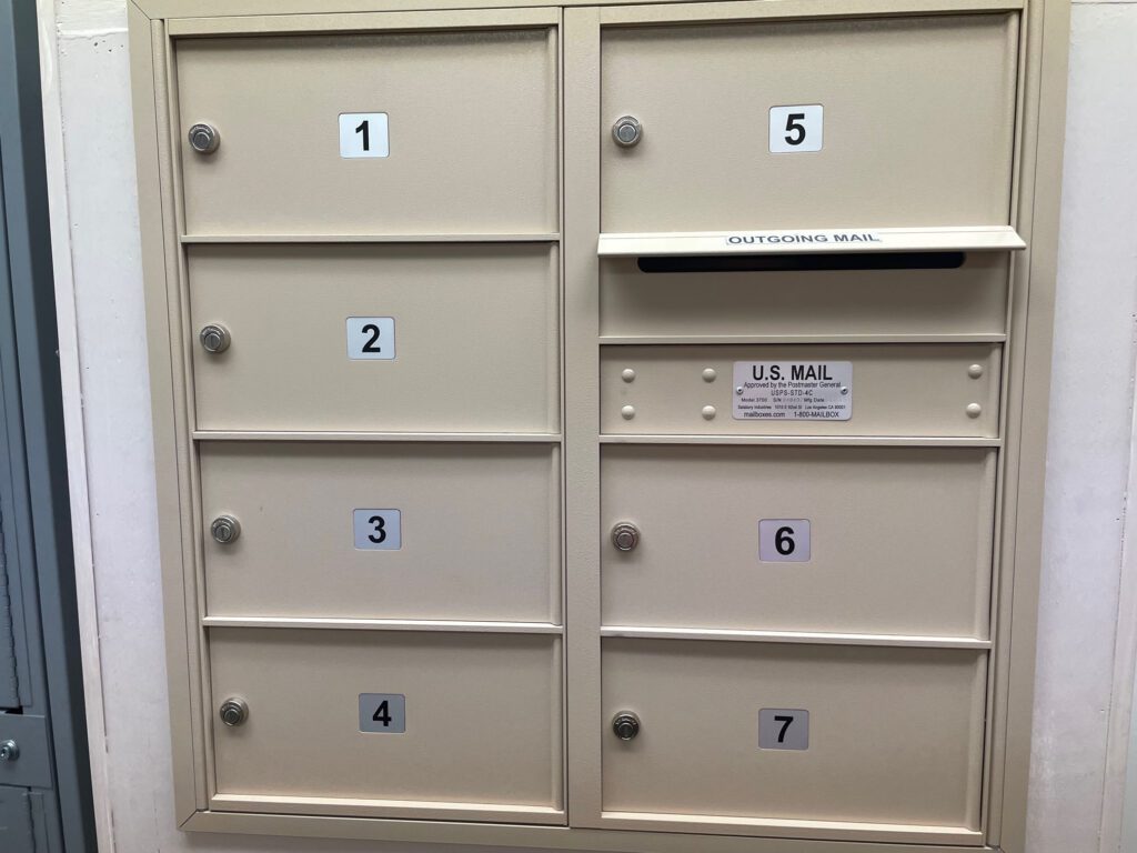 london-mail